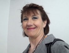Sophie, cougar et agent immobilier prête à tout pour vendre!